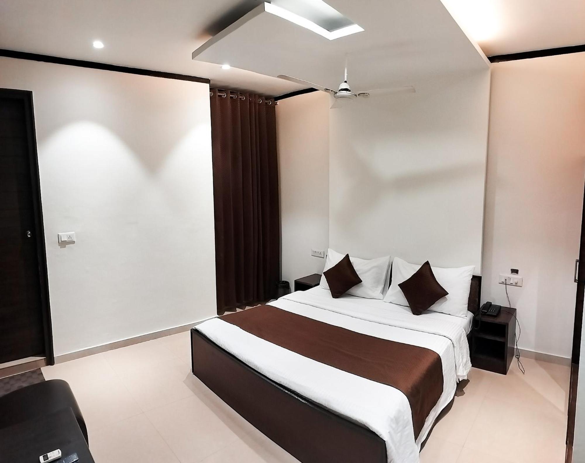 The Wind Cross Hotel Kalka Exterior photo