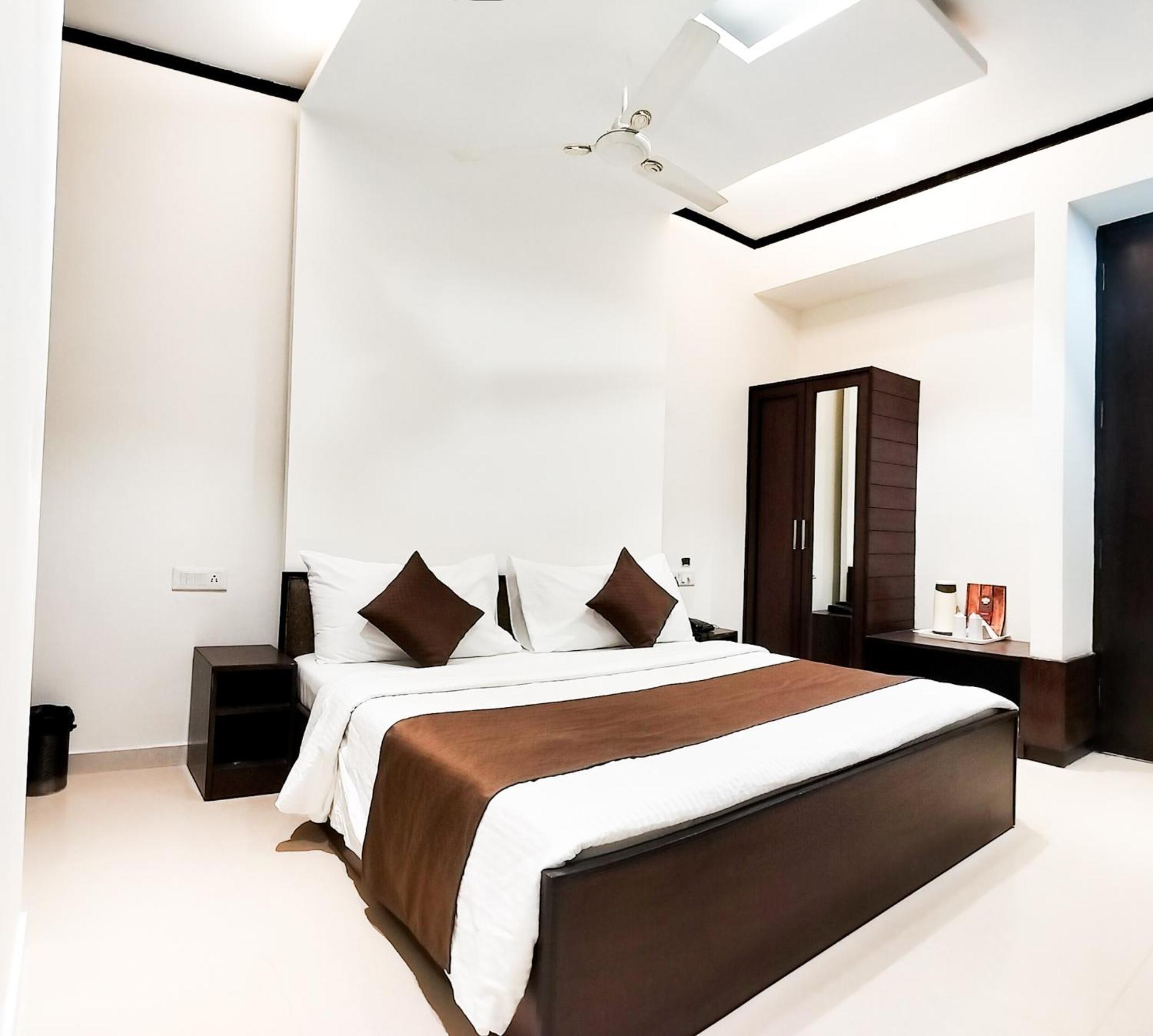 The Wind Cross Hotel Kalka Exterior photo