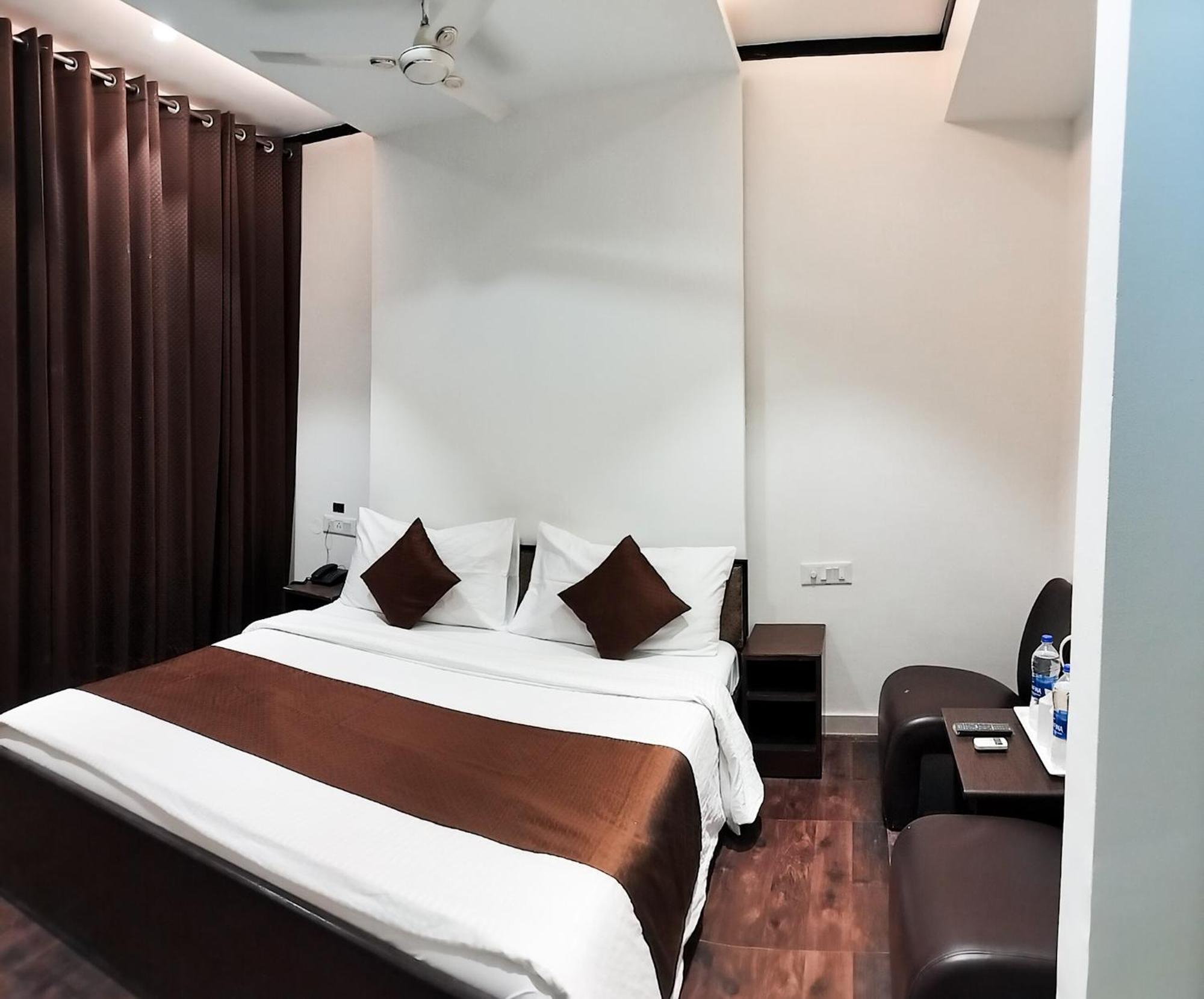 The Wind Cross Hotel Kalka Exterior photo